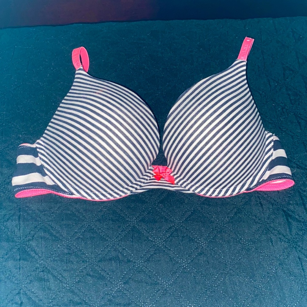 VS PINK BRA 36B